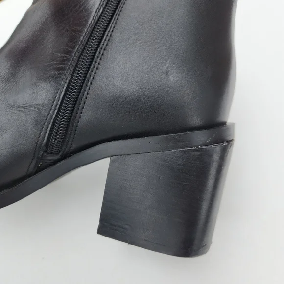 Vince Camuto Kelmi Leather Black Ankle Booties Size 8.5 - Picture 10 of 15